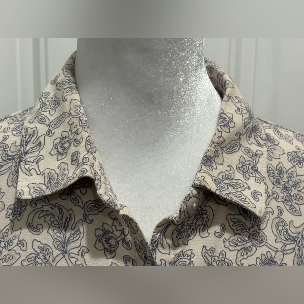 Splendid Women’s Cream Patterned Button Down Shir… - image 6